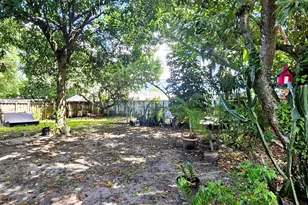 243 NW 62nd, Miami, FL 33126 - Photo 4