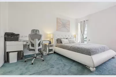 1345 West #304, Miami Beach, FL 33139 - Photo 8