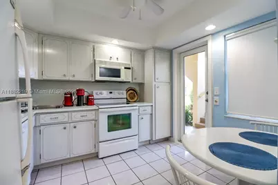 850 NE 12th #210, Hallandale Beach, FL 33009 - Photo 8