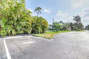 850 NE 12th, Hallandale Beach, FL 33009 - Photo 16