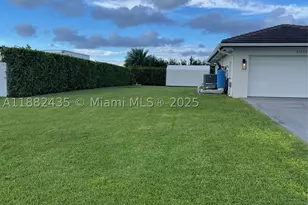 20605 SW 319th, Homestead, FL 33030 - Photo 8