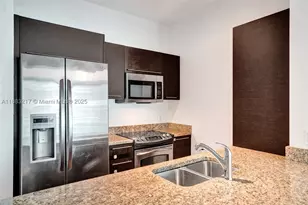 950 Brickell Bay, Miami, FL 33131 - Photo 6