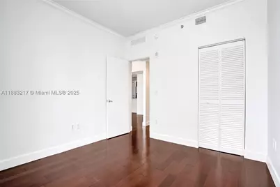 950 Brickell Bay #1704, Miami, FL 33131 - Photo 26