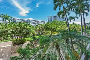 251 Crandon, Key Biscayne, FL 33149 - Photo 10