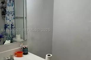 18111 NW 68th, Hialeah, FL 33015 - Photo 8
