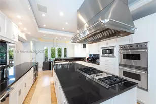260 Cape Florida, Key Biscayne, FL 33149 - Photo 8