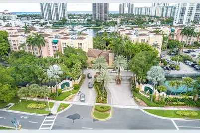 19601 E Country Club #7308, Aventura, FL 33180 - Photo 2