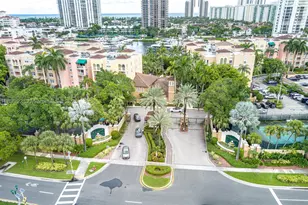19601 E Country Club, Aventura, FL 33180 - Photo 2