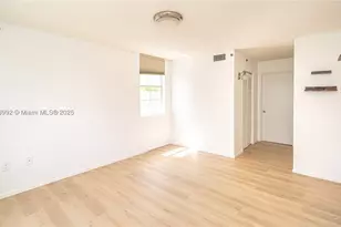 19601 E Country Club, Aventura, FL 33180 - Photo 36