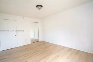19601 E Country Club, Aventura, FL 33180 - Photo 22
