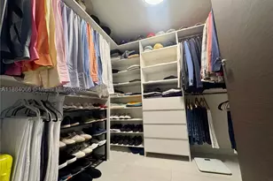 1000 Brickell, Miami, FL 33131 - Photo 22