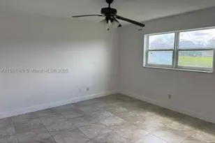 2471 SW 82nd, Davie, FL 33324 - Photo 10