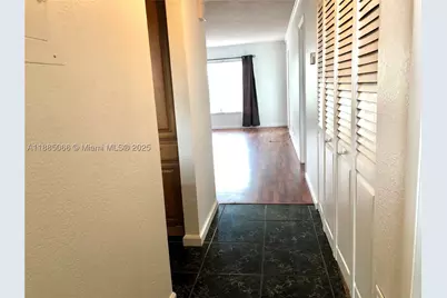 8121 SW 24th #304, Davie, FL 33324 - Photo 2