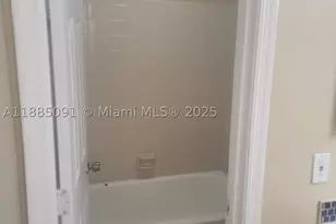 415 NW 210th, Miami Gardens, FL 33169 - Photo 14