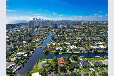 401 Golden Isles #908, Hallandale Beach, FL 33009 - Photo 20