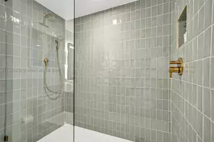 159 NE 6th, Miami, FL 33132 - Photo 42