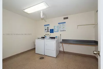 2750 NE 183rd #2204, Aventura, FL 33160 - Photo 30