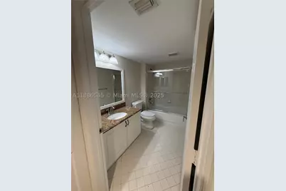 900 SW 142nd #101L, Pembroke Pines, FL 33027 - Photo 6