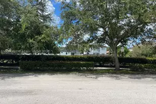 18247 NW 88th, Hialeah, FL 33018 - Photo 42