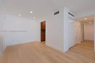 10816 N Kendall, Miami, FL 33176 - Photo 2