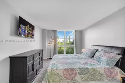 1000 Quayside #505, Miami, FL 33138 - Photo 10