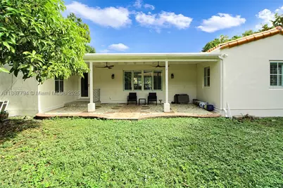 1110 Wallace, Coral Gables, FL 33134 - Photo 30