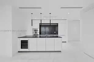 300 Biscayne Blvd, Miami, FL 33131 - Photo 4