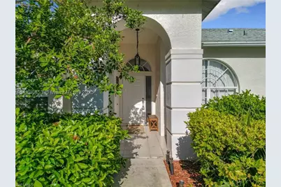 4991 Brixton, Naples, FL 34104 - Photo 2