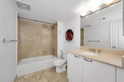 2101 Brickell #905, Miami, FL 33129 - Photo 14