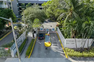 800 N Miami, Miami, FL 33136 - Photo 6