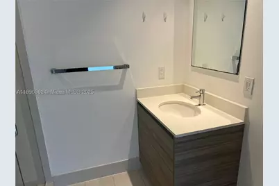 121 NE 34th #1610, Miami, FL 33137 - Photo 18