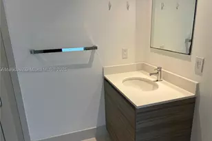 121 NE 34th, Miami, FL 33137 - Photo 18