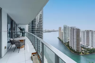 200 Biscayne Boulevard #3608, Miami, FL 33131 - Photo 2