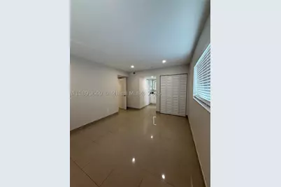 100 SE 5th #1, Hallandale Beach, FL 33009 - Photo 28