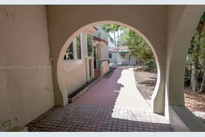 3050 Alton, Miami Beach, FL 33140 - Photo 6