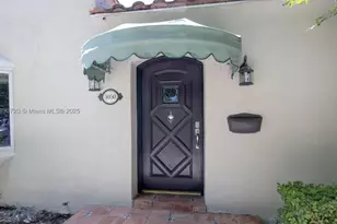3050 Alton, Miami Beach, FL 33140 - Photo 2
