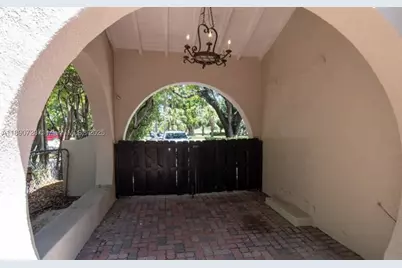 3050 Alton, Miami Beach, FL 33140 - Photo 4