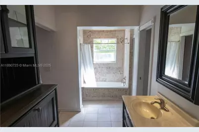3050 Alton, Miami Beach, FL 33140 - Photo 28