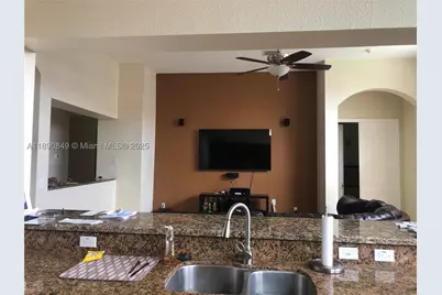 18721 SW 291st, Homestead, FL 33030 - Photo 8