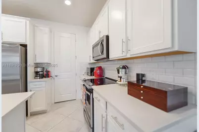 4735 Eucalyptus, Hollywood, FL 33021 - Photo 12
