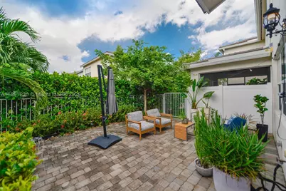 4735 Eucalyptus, Hollywood, FL 33021 - Photo 36
