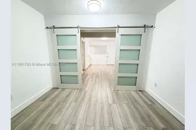 7435 Byron, Miami Beach, FL 33141 - Photo 8
