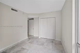 1010 SW 2nd, Miami, FL 33130 - Photo 32