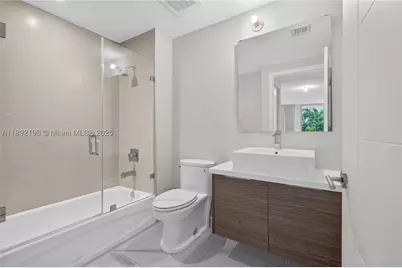 1010 SW 2nd #603, Miami, FL 33130 - Photo 22