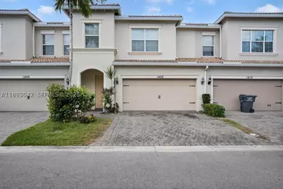 1422 Silk Oak, Hollywood, FL 33021 - Photo 2