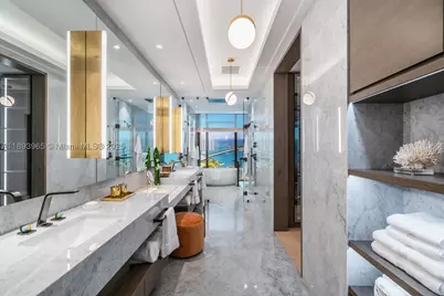 300 N Biscayne #7803, Miami, FL 33132 - Photo 8