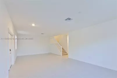 13203 SW 188th, Miami, FL 33177 - Photo 10