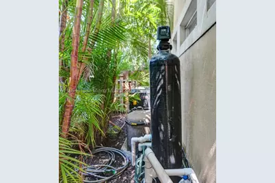 12 NE 26th, Wilton Manors, FL 33305 - Photo 34