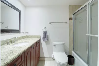 605 Oaks #305, Pompano Beach, FL 33069 - Photo 14