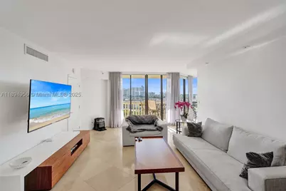 1000 E Island #1403, Aventura, FL 33160 - Photo 4